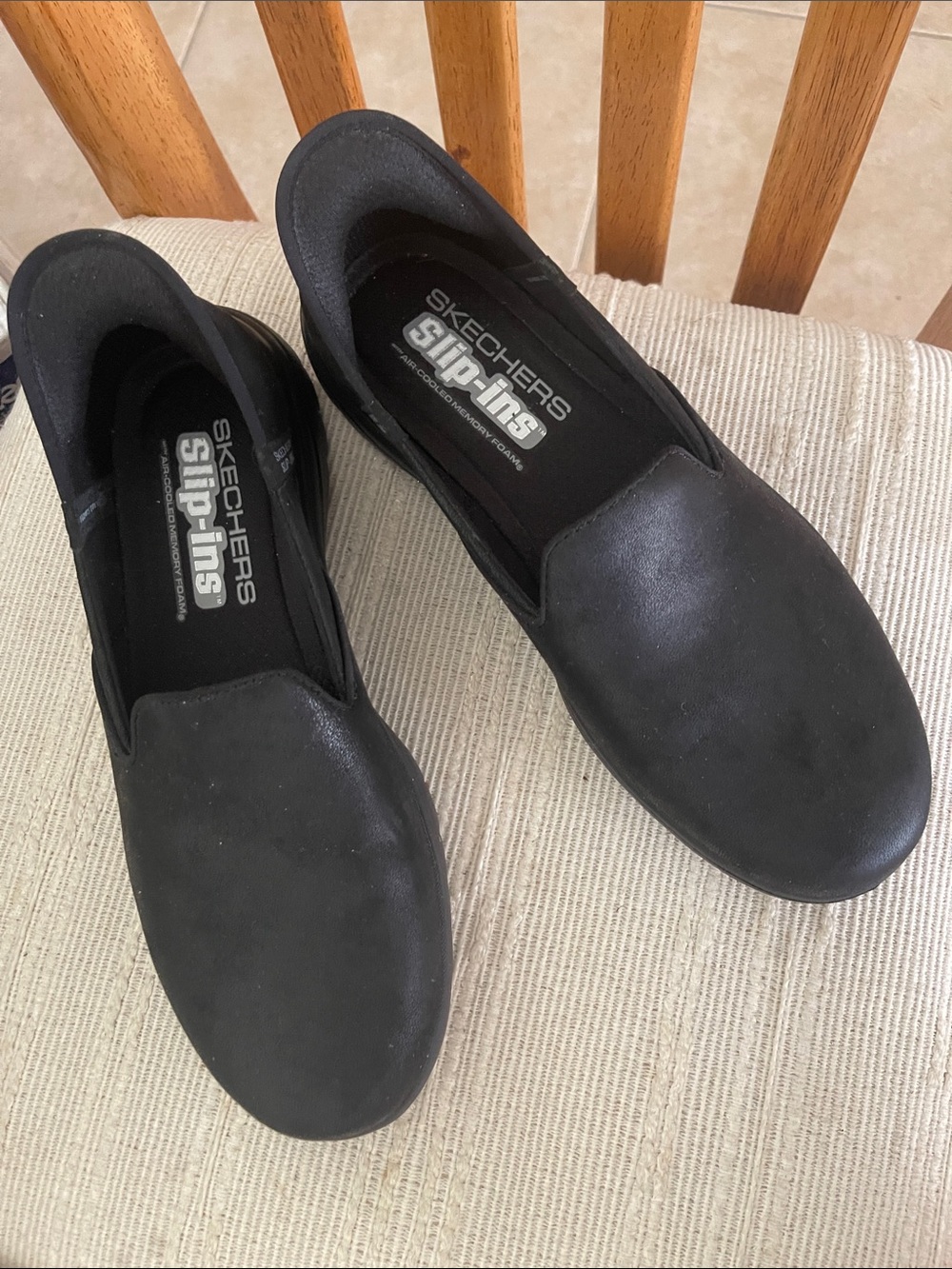 Skechers Women's Black Slip-INS Loafers Shoes Air-cooled memory foam 9